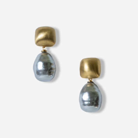 Big Pearl Placket Earrings- Golden Horn